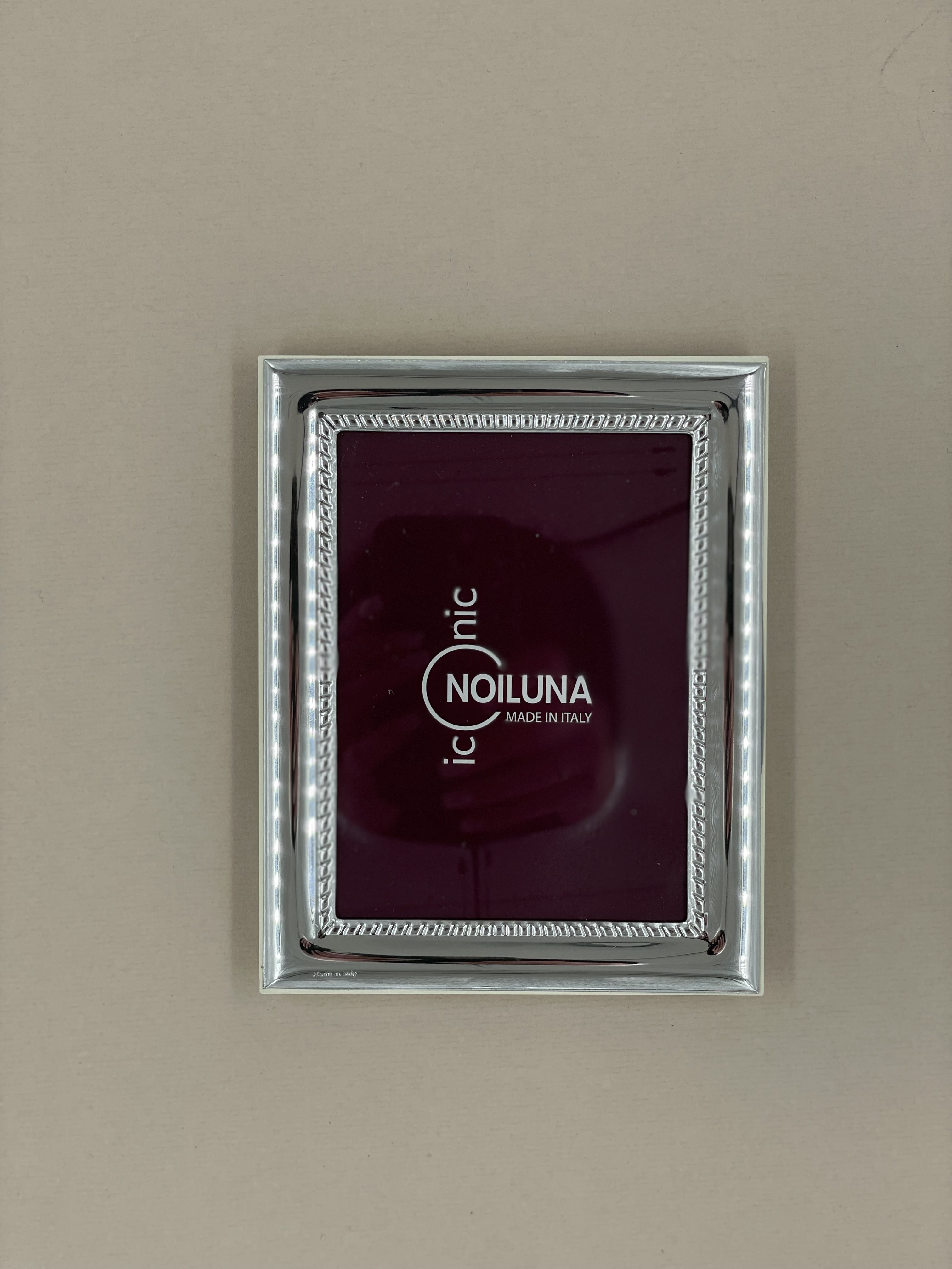 Срібна фоторамка (код 3013/2) 13*17 см